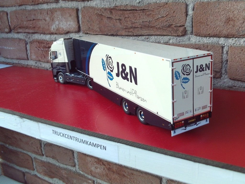 Tekno  Volvo  FH4  Globetrotter  van  J. & N. Blumen., Hobby en Vrije tijd, Modelauto's | 1:50, Ophalen of Verzenden, Nieuw, Bus of Vrachtwagen