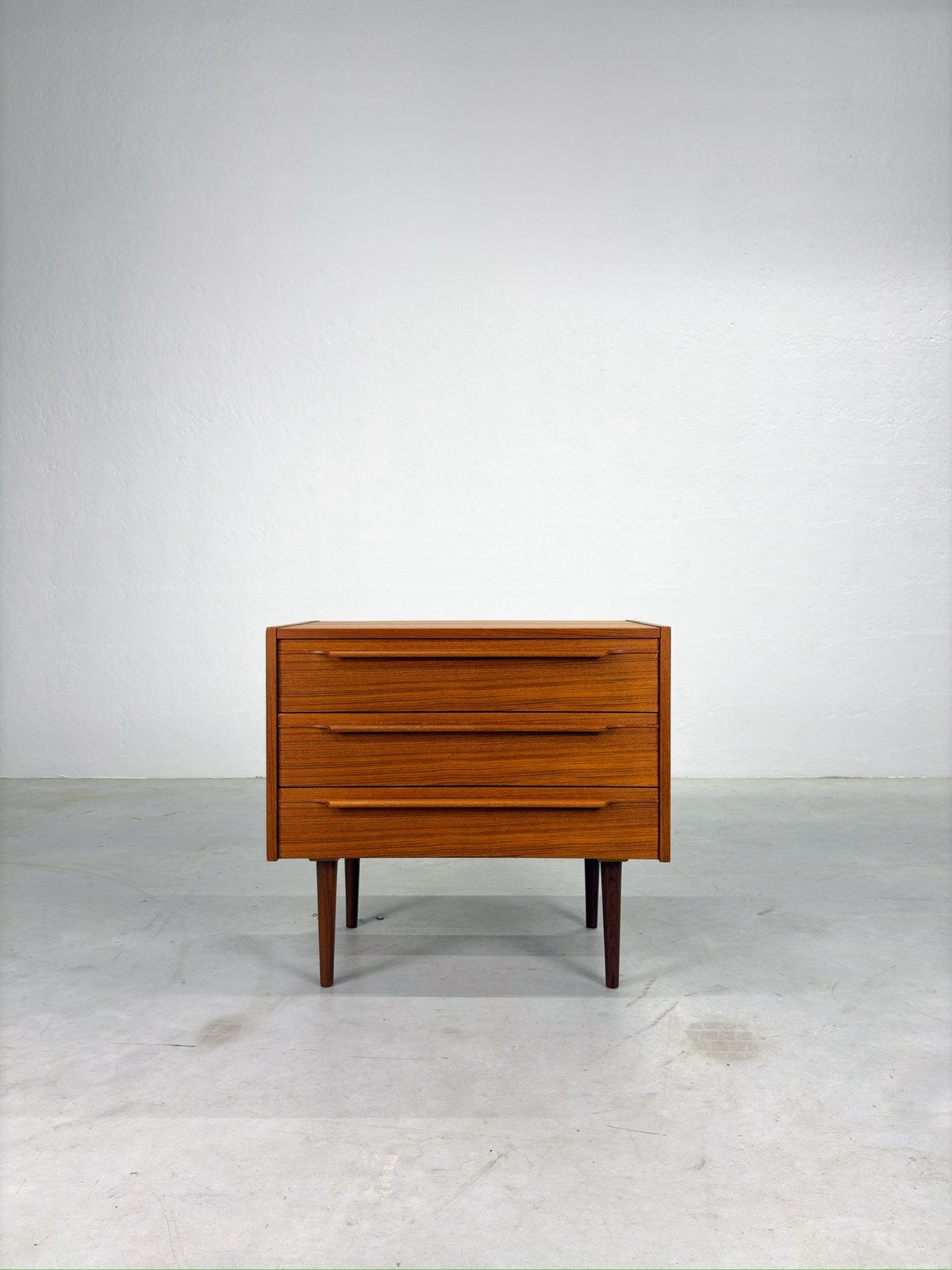 Mid-century Ladekast van Teakhout Jaren 60, Ophalen, Mid-century, deens design, scandinavisch, dutch design, Teakhout, 50 tot 100 cm