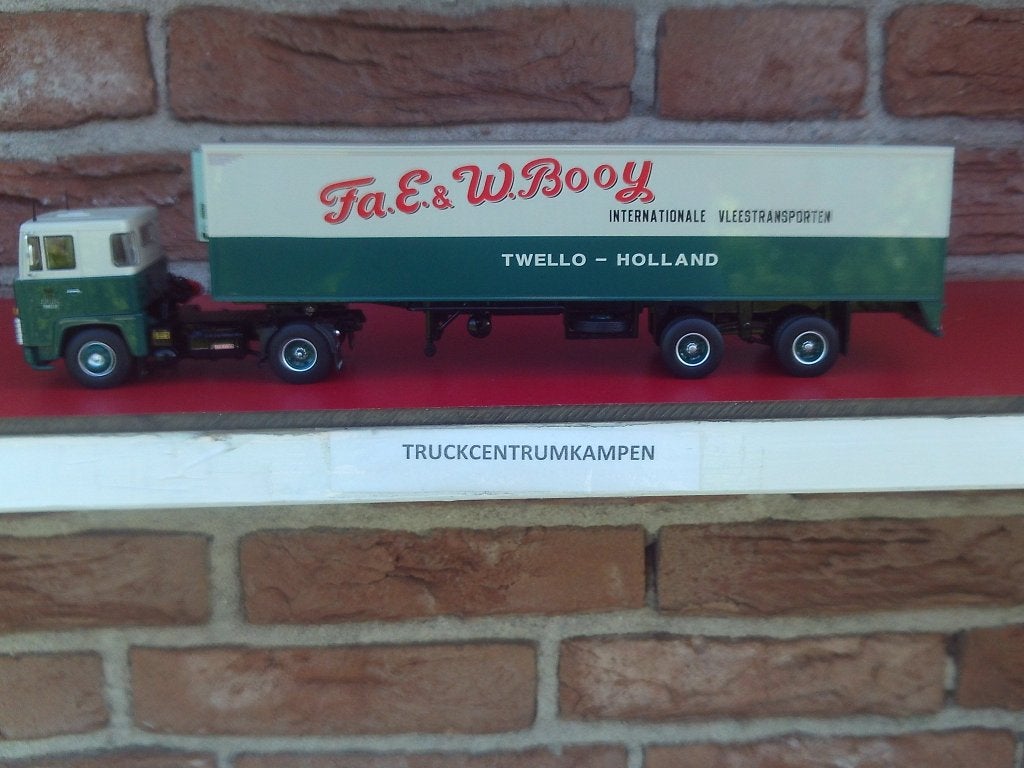 Tekno  Scania  110  van  E. & W.  Booij - Twello.