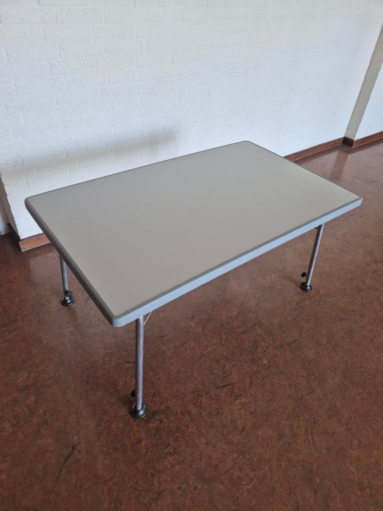 Verstelbare zware (12 kg) campingtafel 115x70, Ophalen, Gebruikt