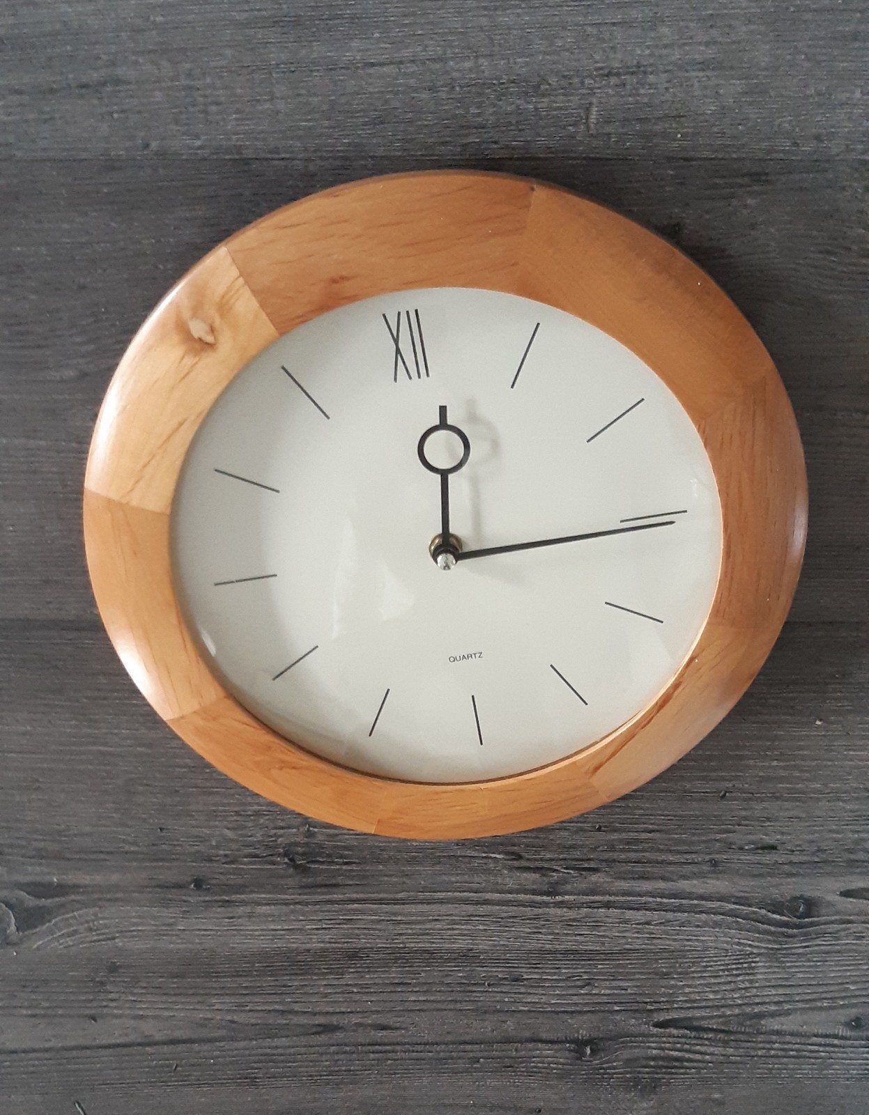 Houten Quartz Wandklok - Diameter 28cm, Ophalen of Verzenden, Analoog, Wandklok