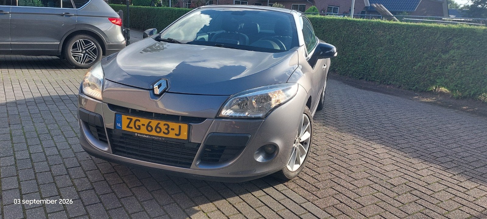 Renault Mégane cabrio 1.4 TCE CC Grijs, Auto's, Voorwielaandrijving, 750 kg, 4 cilinders, Cabriolet