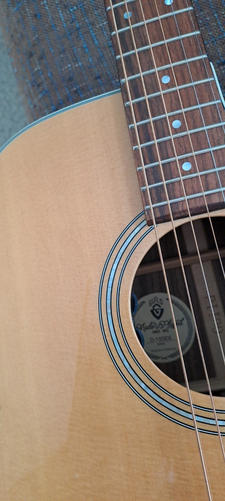 Zo goed als nieuw accoustic gitaar Guild D150ce, Ophalen, Zo goed als nieuw, Klassieke of Spaanse gitaar