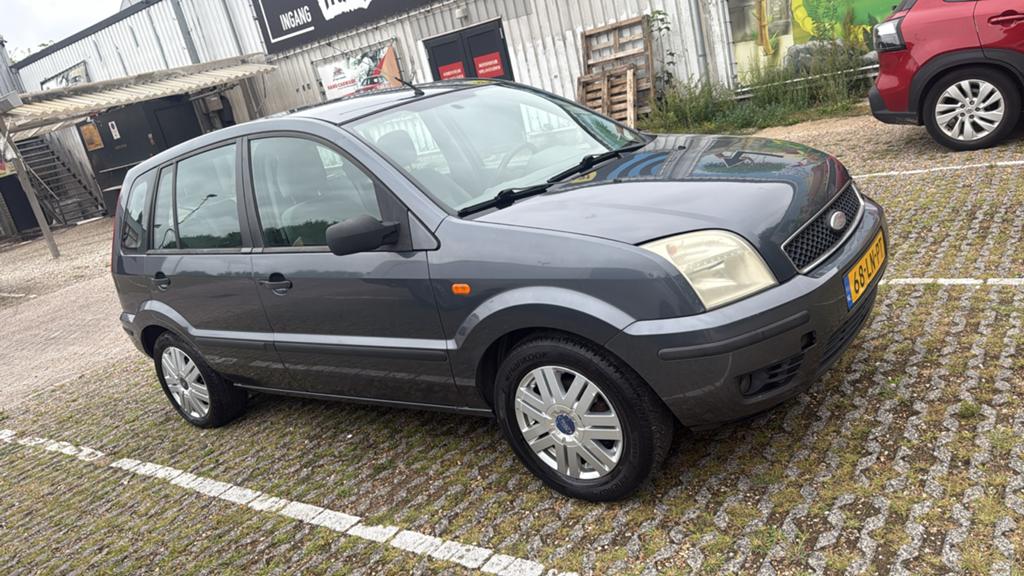 Ford Fusion 1.6 16V 2003 Grijs, Auto's, Voorwielaandrijving, 1596 cc, 15 km/l, 100 pk