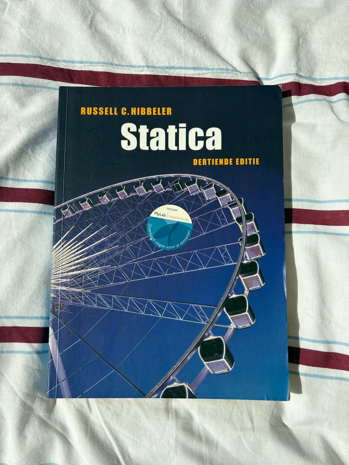 Statica - Russell C. Hibbeler - Dertiende Editie, Boeken, Ophalen of Verzenden, Beta, Zo goed als nieuw, HBO