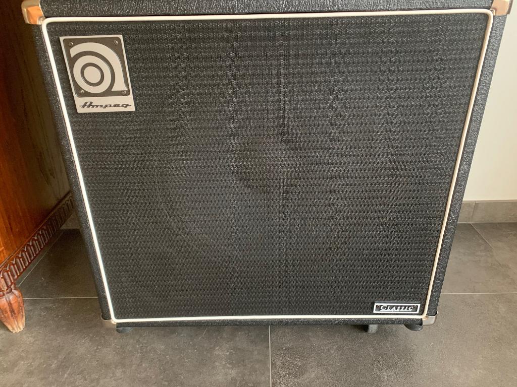 Ampeg SVT-115E Classic Series met hoes op maat, Ophalen, Gebruikt, Basgitaar, 100 watt of meer