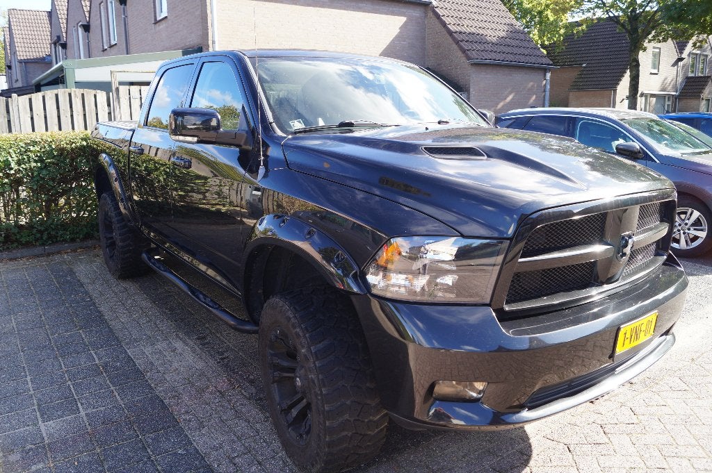 Dodge RAM 2011, Automaat, 5654 cc, Zwart, Vierwielaandrijving