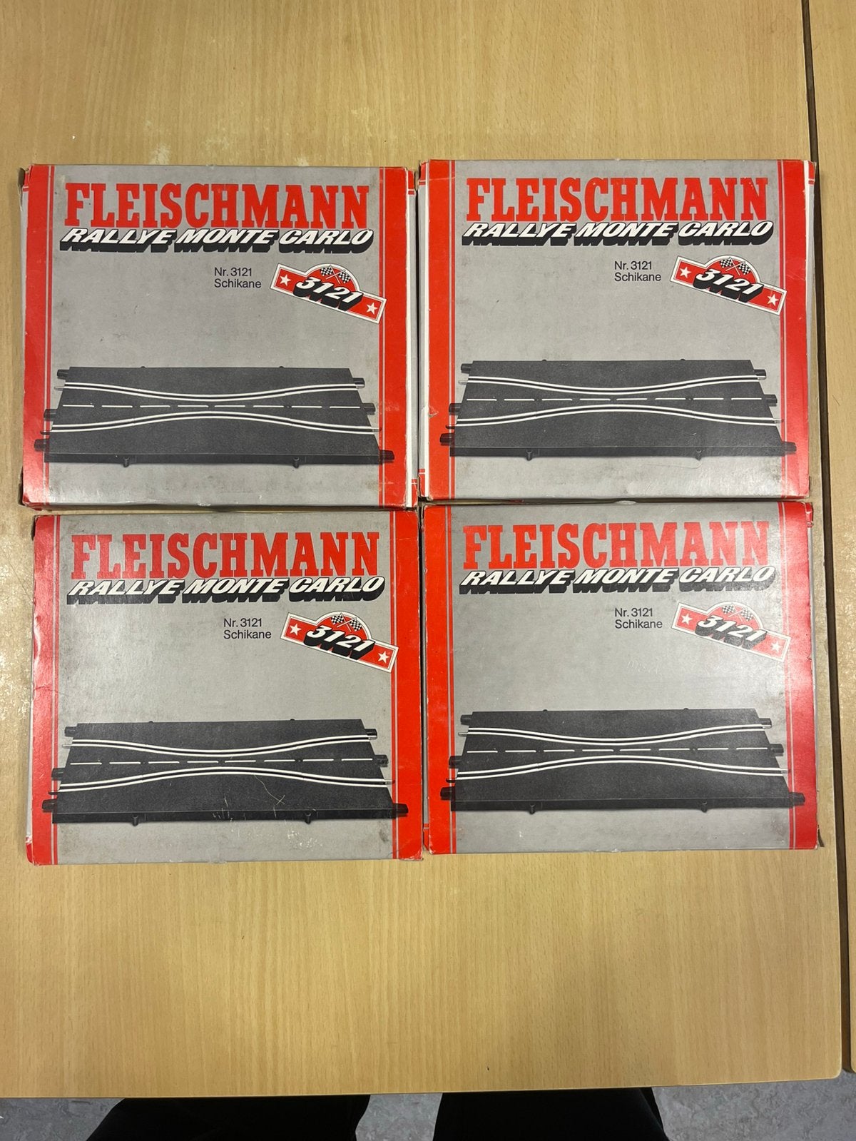 Fleischmann baandeel 3121 chivcane 2 stuks voor de racebaan, Nieuw, Ophalen of Verzenden, Elektrisch, Fleischmann