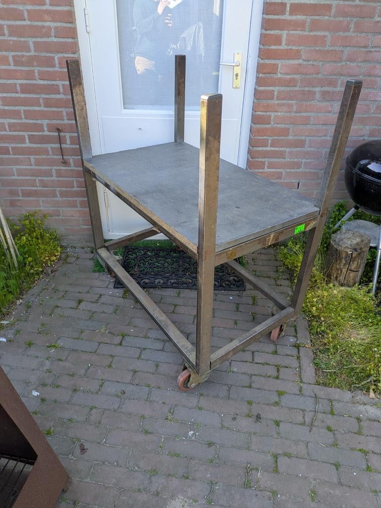 Metalen kar transportkar, Ophalen, Gebruikt