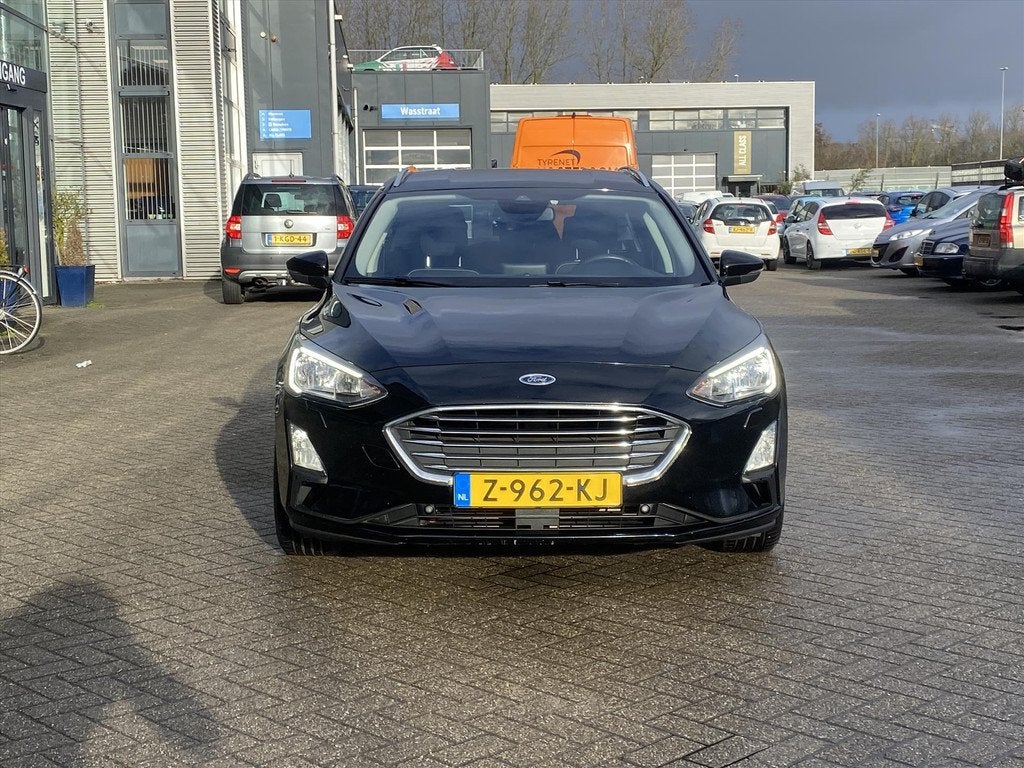 FORD Focus Wagon 1.0 EcoBoost 125pk Aut Titanium Business, 12 maanden, 125 pk, Gebruikt, Leder en Stof