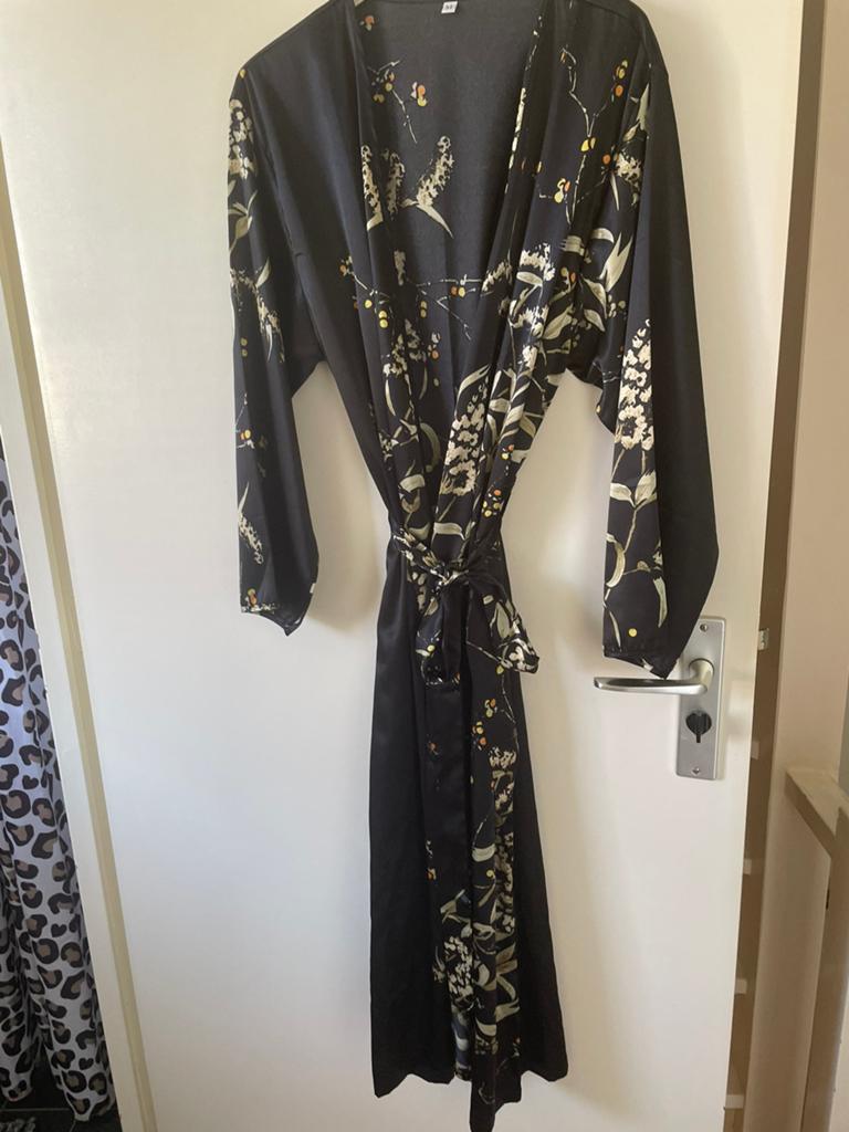 Luxe avond jas( duster) zwart met goud, Kleding | Dames, Maat 38/40 (M), Zwart, Nieuw, Ophalen of Verzenden