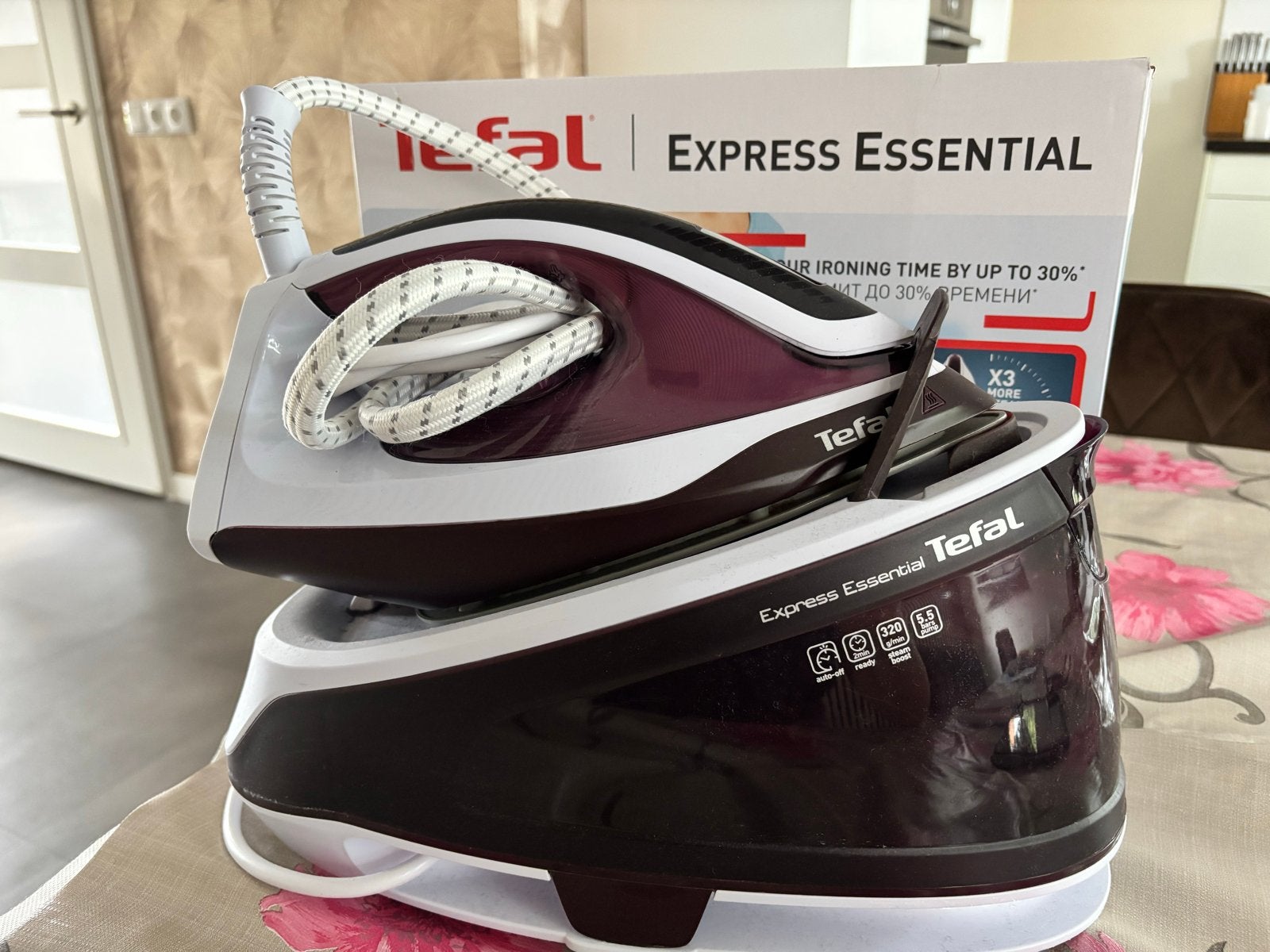 Tefal Express Essential Stoomgenerator Strijkijzer, Witgoed en Apparatuur, Strijkijzers en Strijkplanken, Ophalen, Zo goed als nieuw