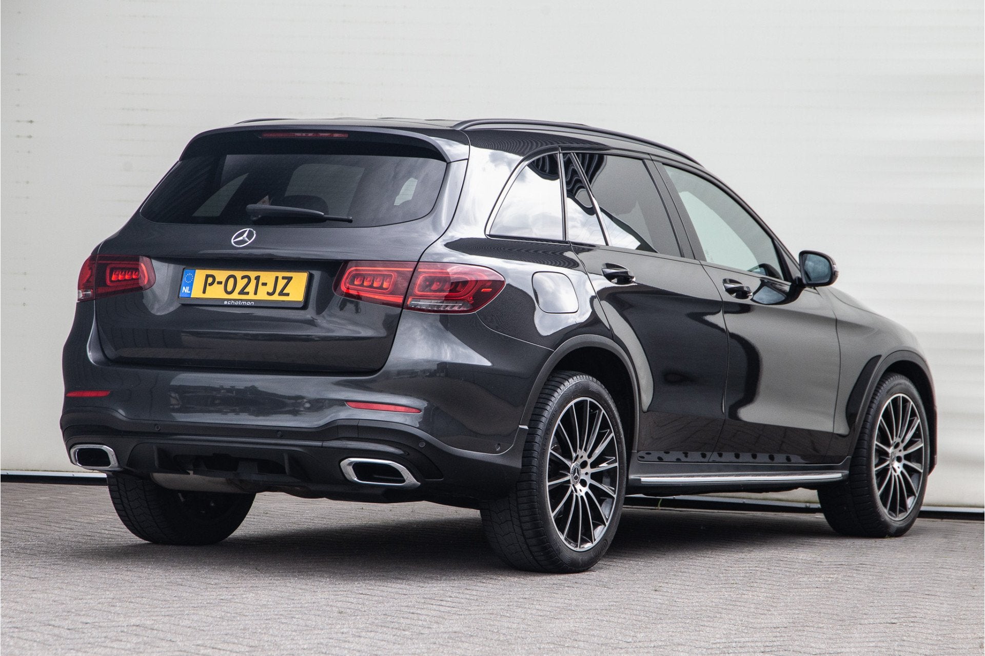 Mercedes-Benz GLC 300d 4MATIC Premium AMG, Distronic, Pano,, Automaat, Gebruikt, 2500 kg, 245 pk