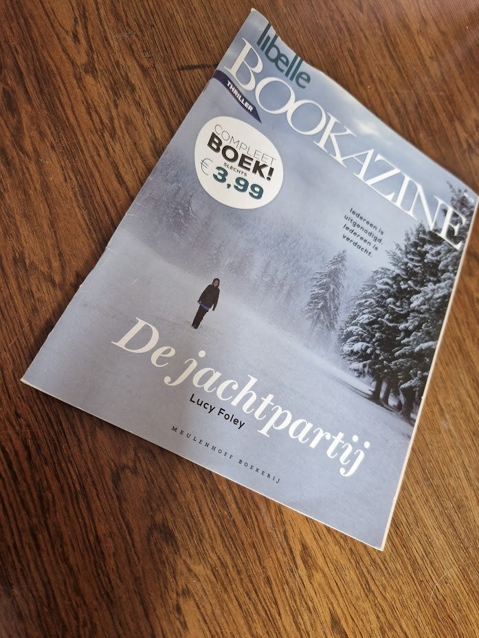 Bookazine - Thriller - De jachtpartij, Ophalen of Verzenden, Gelezen, Lucy Foley
