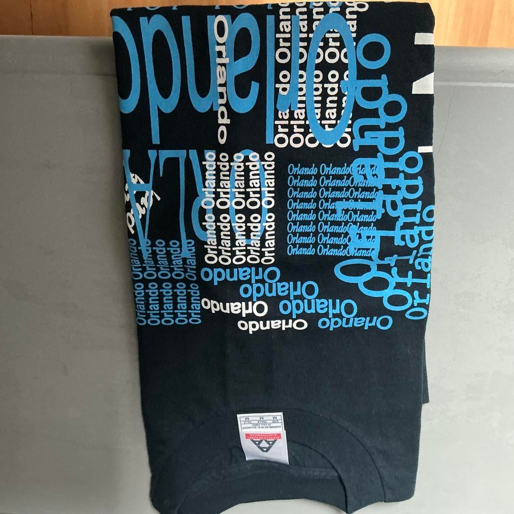 Zwart T-shirt met 'Orlando' print - Maat M, Ophalen of Verzenden, Zo goed als nieuw, Maat 48/50 (M), Zwart