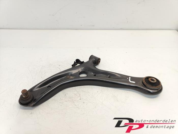 Draagarm links-voor van een Mazda 2, Gebruikt, -, -, Ophalen of Verzenden