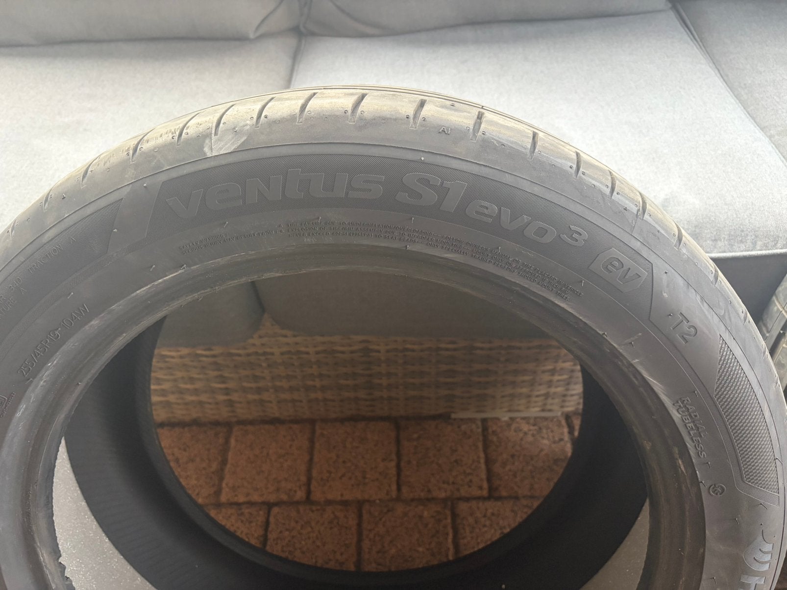 Foto 3 van Hankook ventus S1 evo3 EV-T2 255/45/19