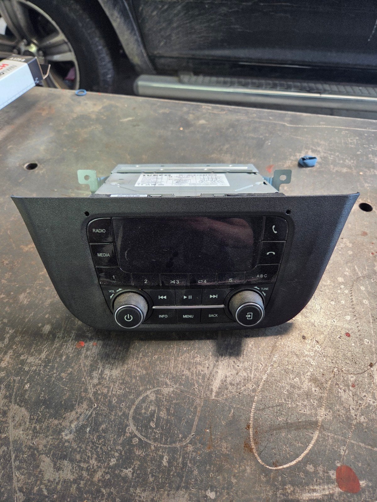 Iveco Daily Radio Bluetooth USB AUX Origineel, Ophalen of Verzenden