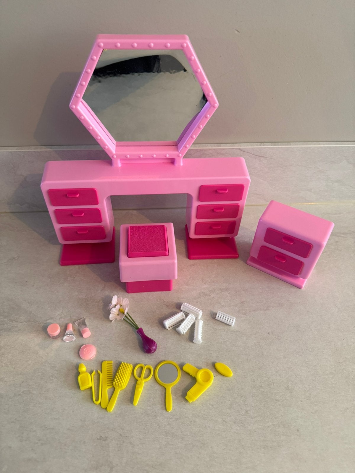 Barbie vanity set jaren 80