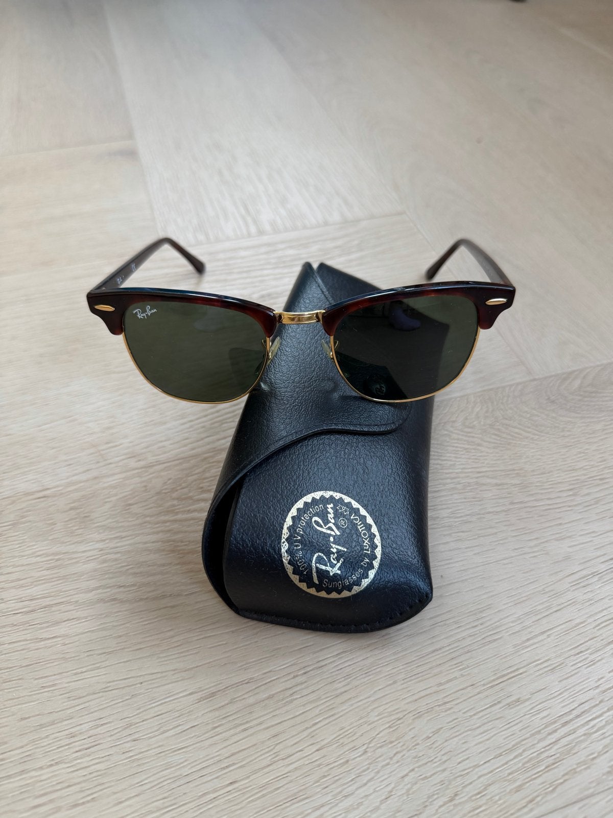 Ray-Ban Clubmaster Zonnebril met Hoesje, Zonnebril, Bruin, Ophalen of Verzenden, Zo goed als nieuw