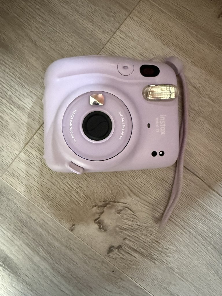 Fujifilm Instax Mini 11 Lilac Purple Complete Set, Instant camera, Ophalen of Verzenden, Zo goed als nieuw, Fujifilm