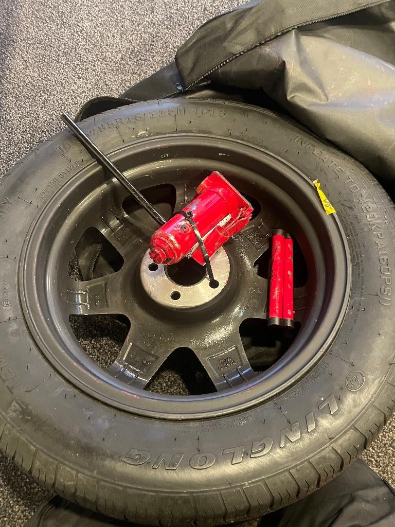 Reservewiel / thuiskomer Porsche Macon, Auto diversen, Overige Auto diversen, Ophalen of Verzenden