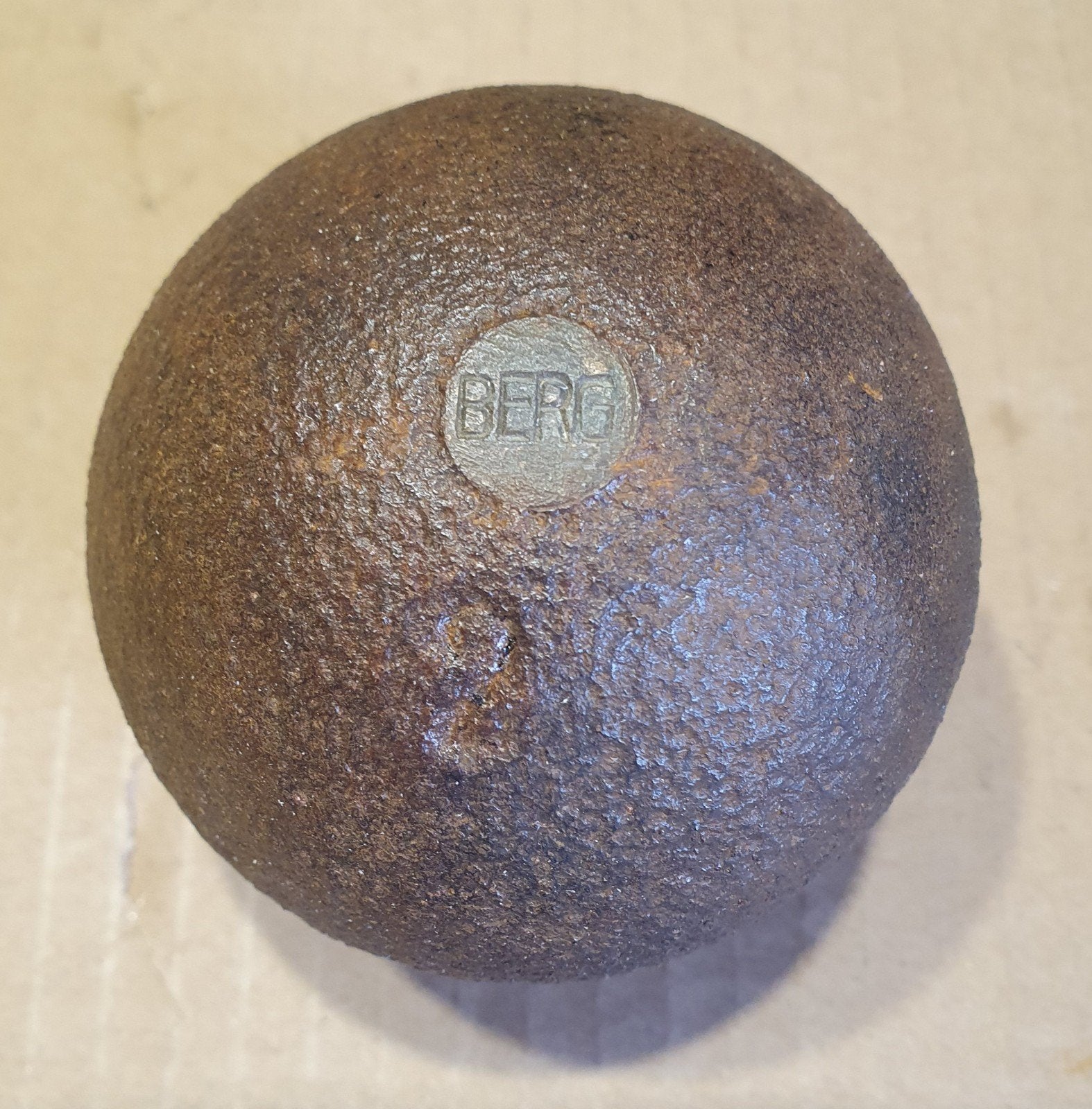 Vintage gietijzeren gewicht 'BERG', Sport en Fitness, Overige Sport en Fitness, Gebruikt, Ophalen of Verzenden