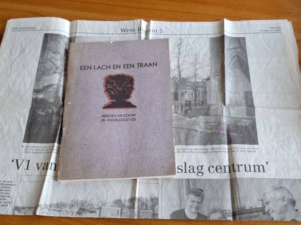 Een lach en een traan : Bergen op Zoom in oorlogstijd, Ophalen of Verzenden, Tweede Wereldoorlog, Gelezen, Overige onderwerpen