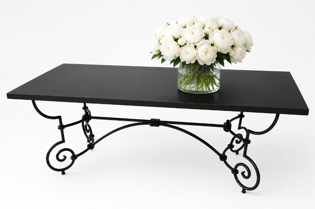 Smeedijzeren eettafel, Ophalen, Gebruikt, Grenenhout, 25 tot 50 cm