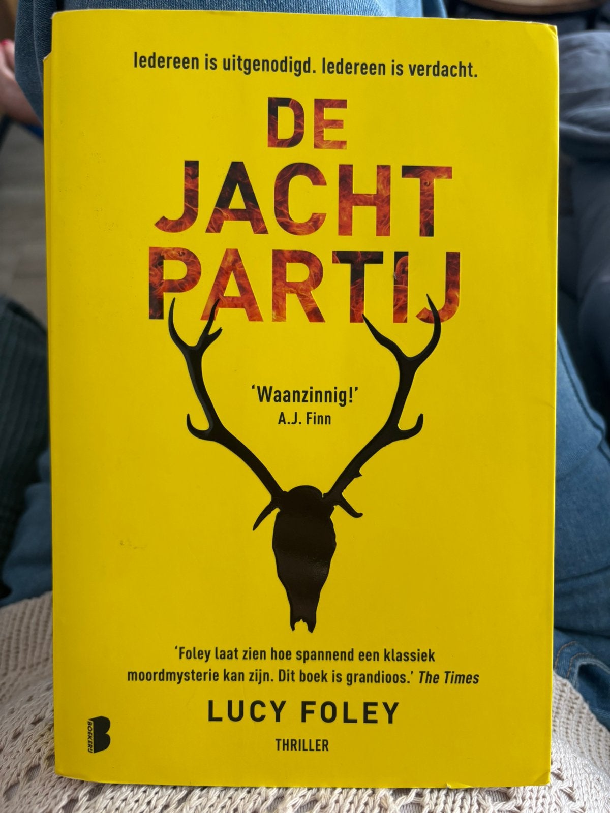 Te koop.  De jachtpartij van Lucy Foley, Ophalen of Verzenden, Zo goed als nieuw, Lucy Foley