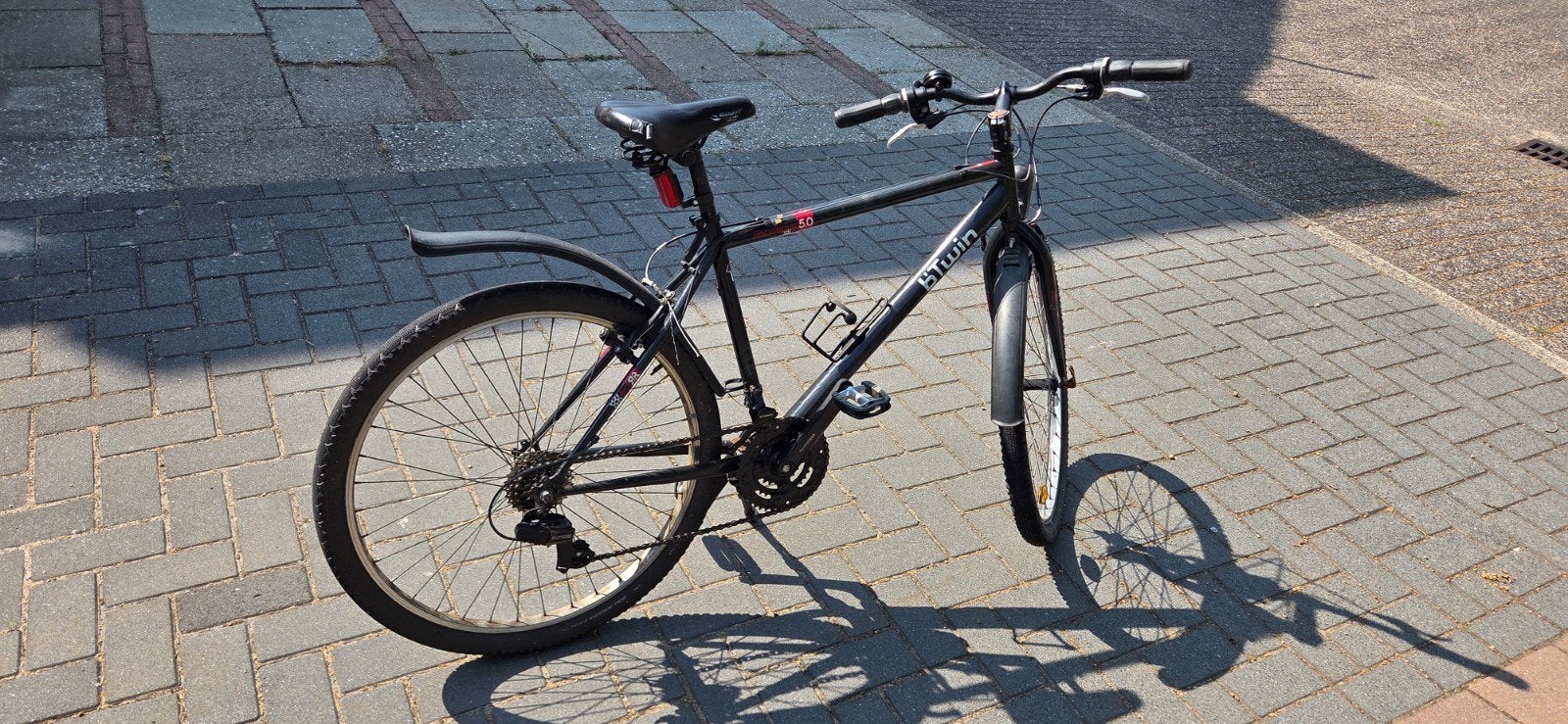 Gebruikte B'Twin mountainbike  met nieuwe remblokjes en werk, Gebruikt, Velgrem, Versnellingen, 49 tot 53 cm