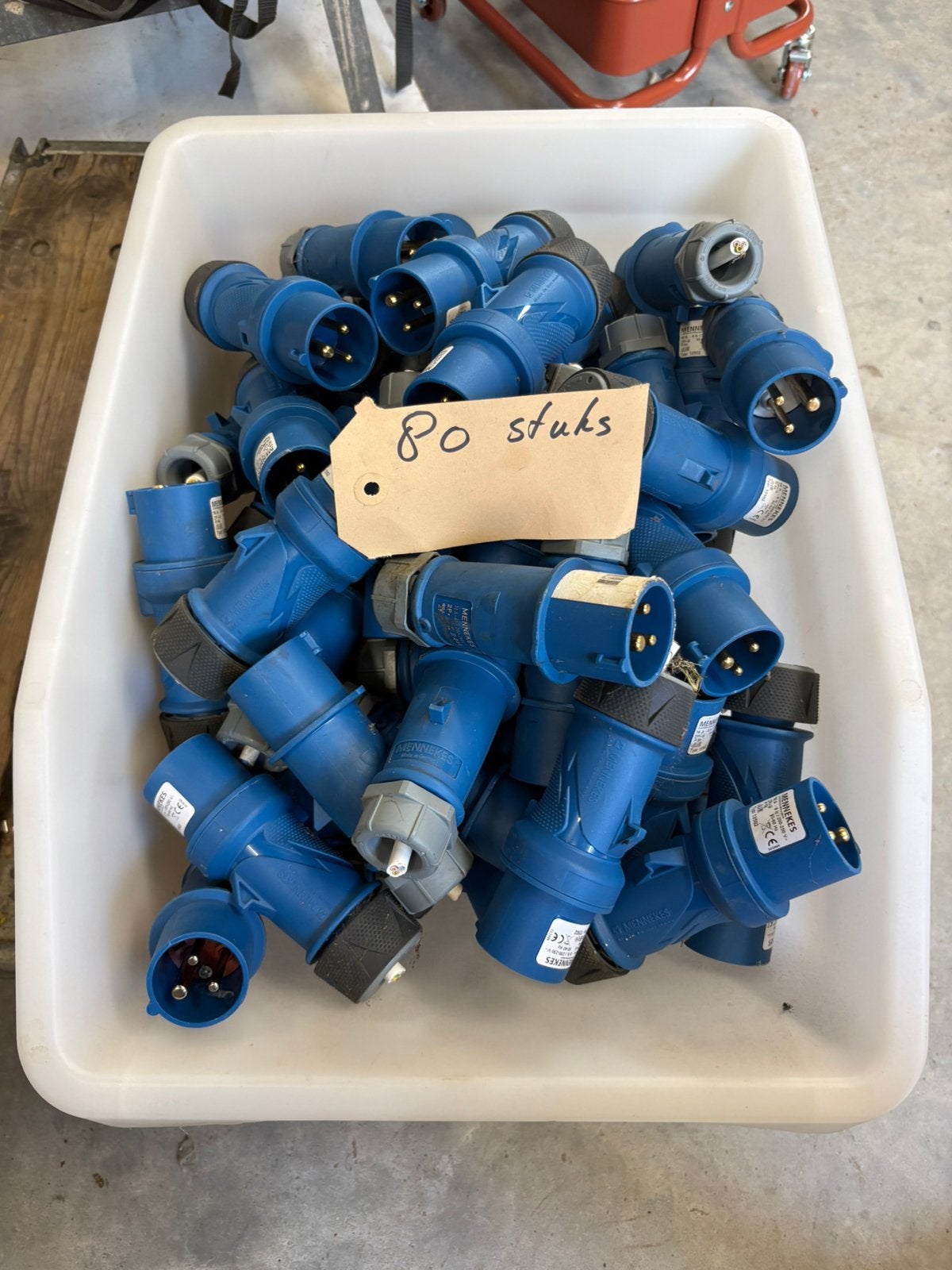 Partij  Blauwe Cee ( campingstekkers ) 16 amp   Totaal 80, Ophalen, Zo goed als nieuw, Mennekes, X