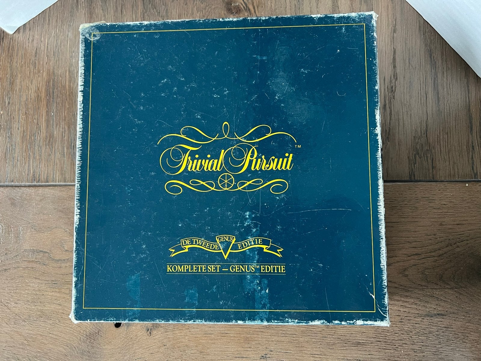 Vintage: Trivial Pursuit Tweede Genus Editie Bordspel, Een of twee spelers, Ophalen of Verzenden, Gebruikt