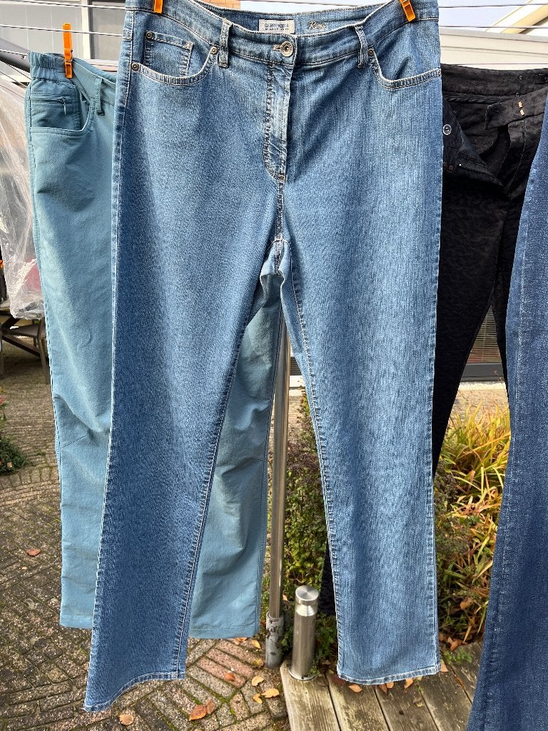 Gerry Weber spijkerbroek model Romy mt 42R, Blauw, Overige jeansmaten, Ophalen of Verzenden, Zo goed als nieuw