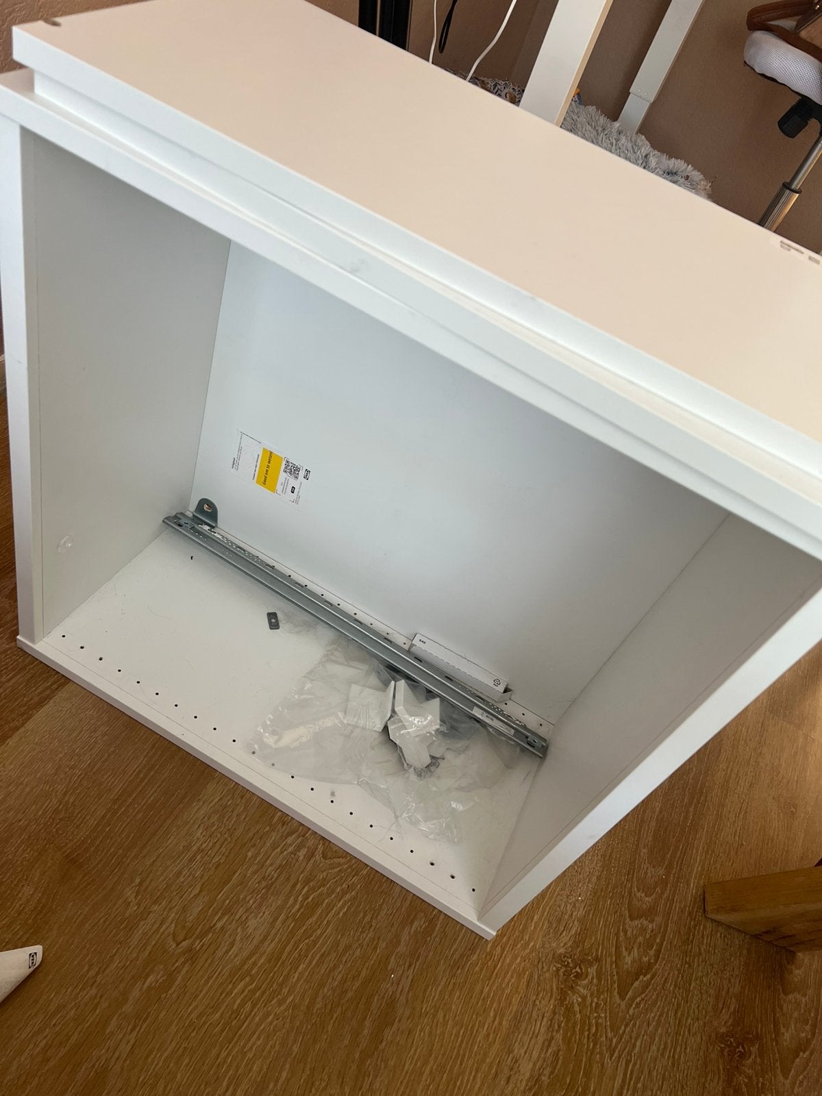 Ikea smastad 60x30x60 met 2 planken wit en toeberhoren, Ophalen, Nieuw, 50 tot 100 cm, Minder dan 100 cm