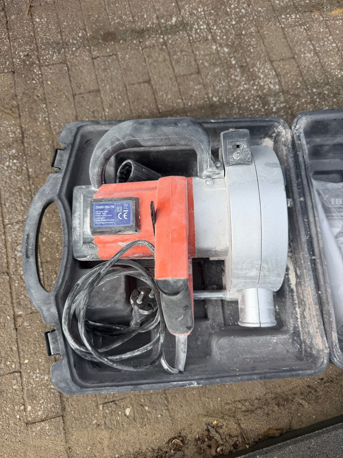 Kibani Sleuvenfrees 1700W - Kapot voor onderdelen/reparatie, Ophalen, Gebruikt, Elektrisch, Sleuvenfrees