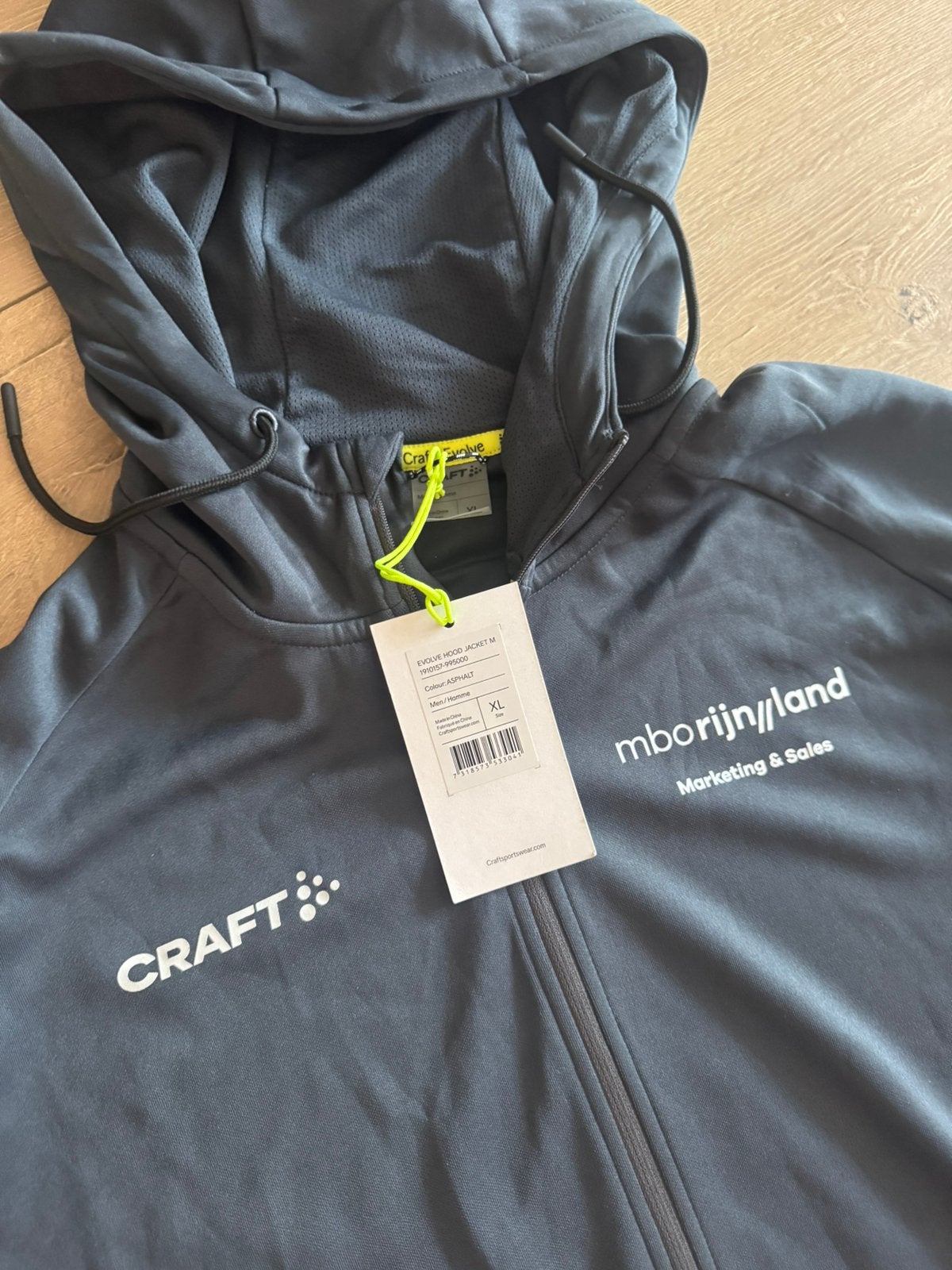 MBO Rijnland SportMarketing trainingspak NIEUW, Ophalen of Verzenden, Grijs, Algemeen, Maat 56/58 (XL)