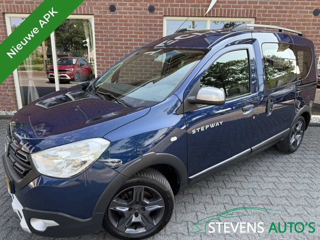 Dacia Dokker 1.2 TCe S&S Ambiance NIEUWE APK / RIJDT GOED /, Auto's, Stof, Gebruikt, 4 cilinders, Blauw