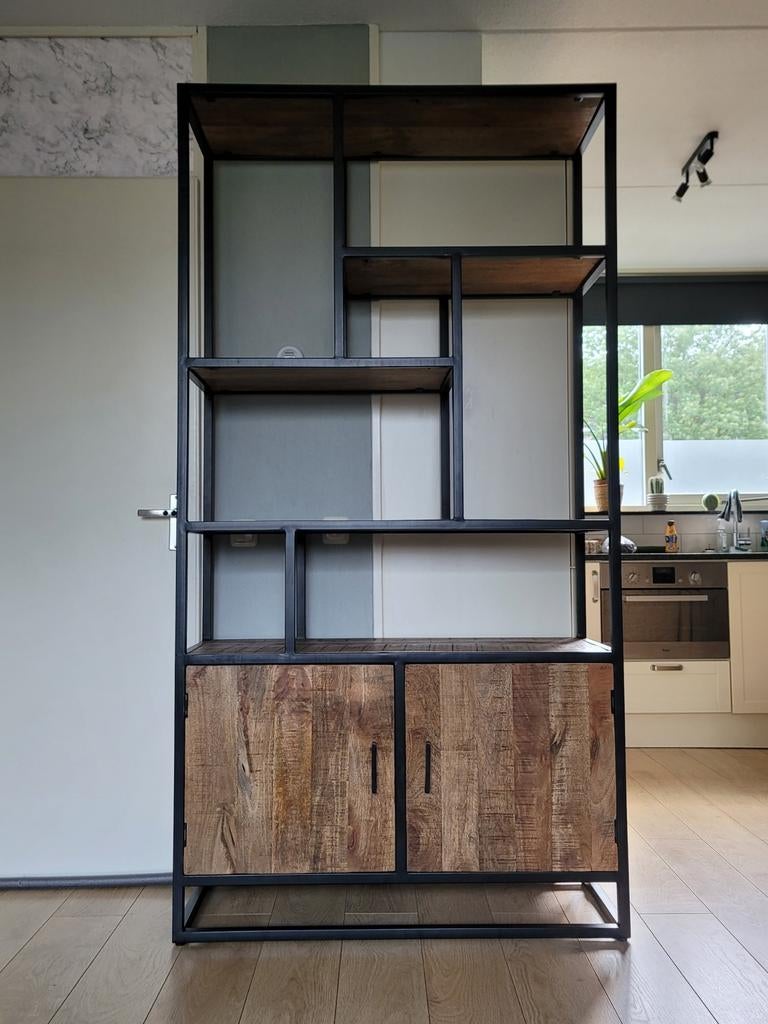 Industriële boekenkast/roomdivider met mangohout, Overige houtsoorten, 100 tot 150 cm, 200 cm of meer, Industrieel, Modern