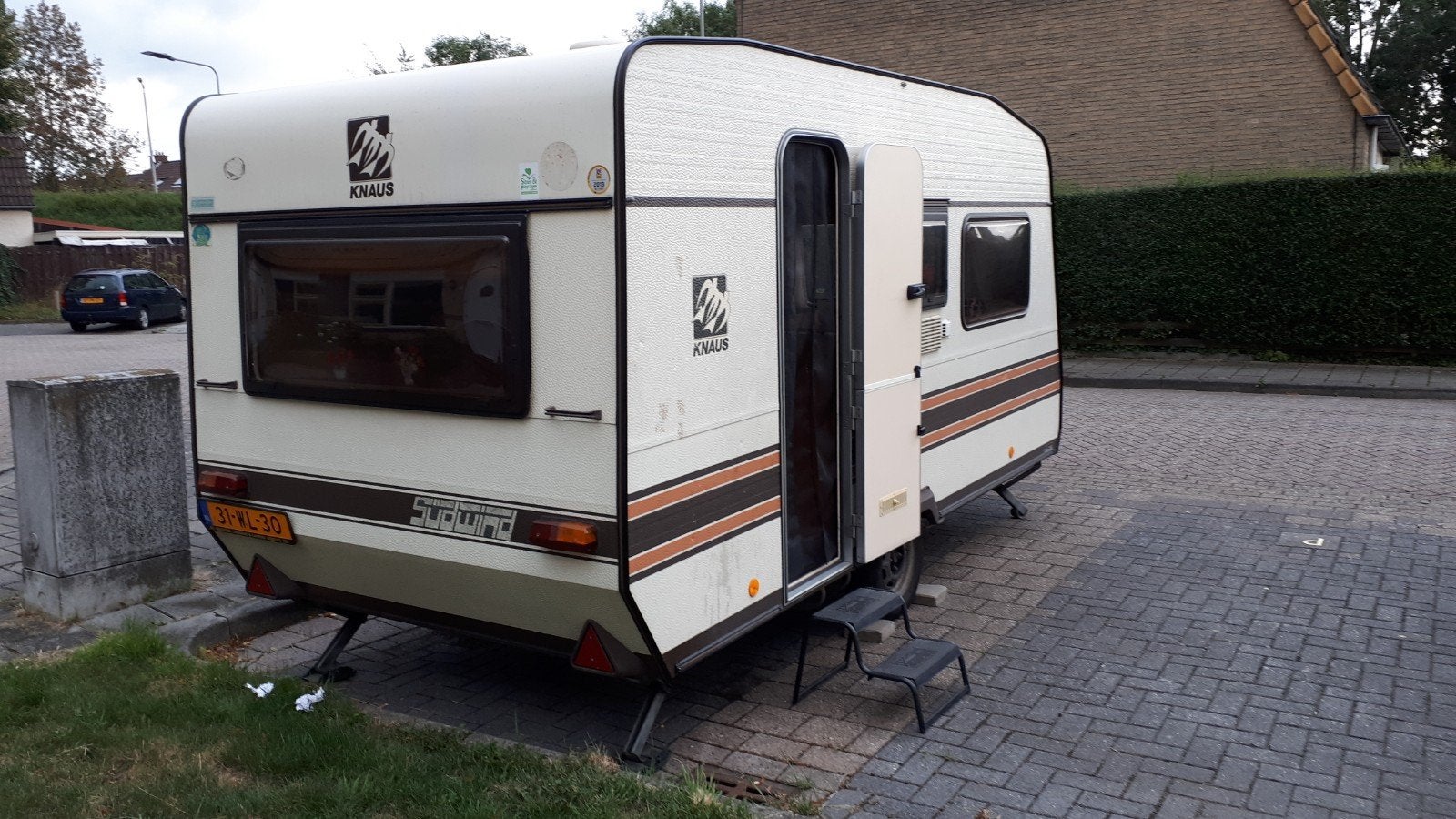 Knaus Sudwind 395, Koelkast, Treinzit, Particulier, 500 - 750 kg