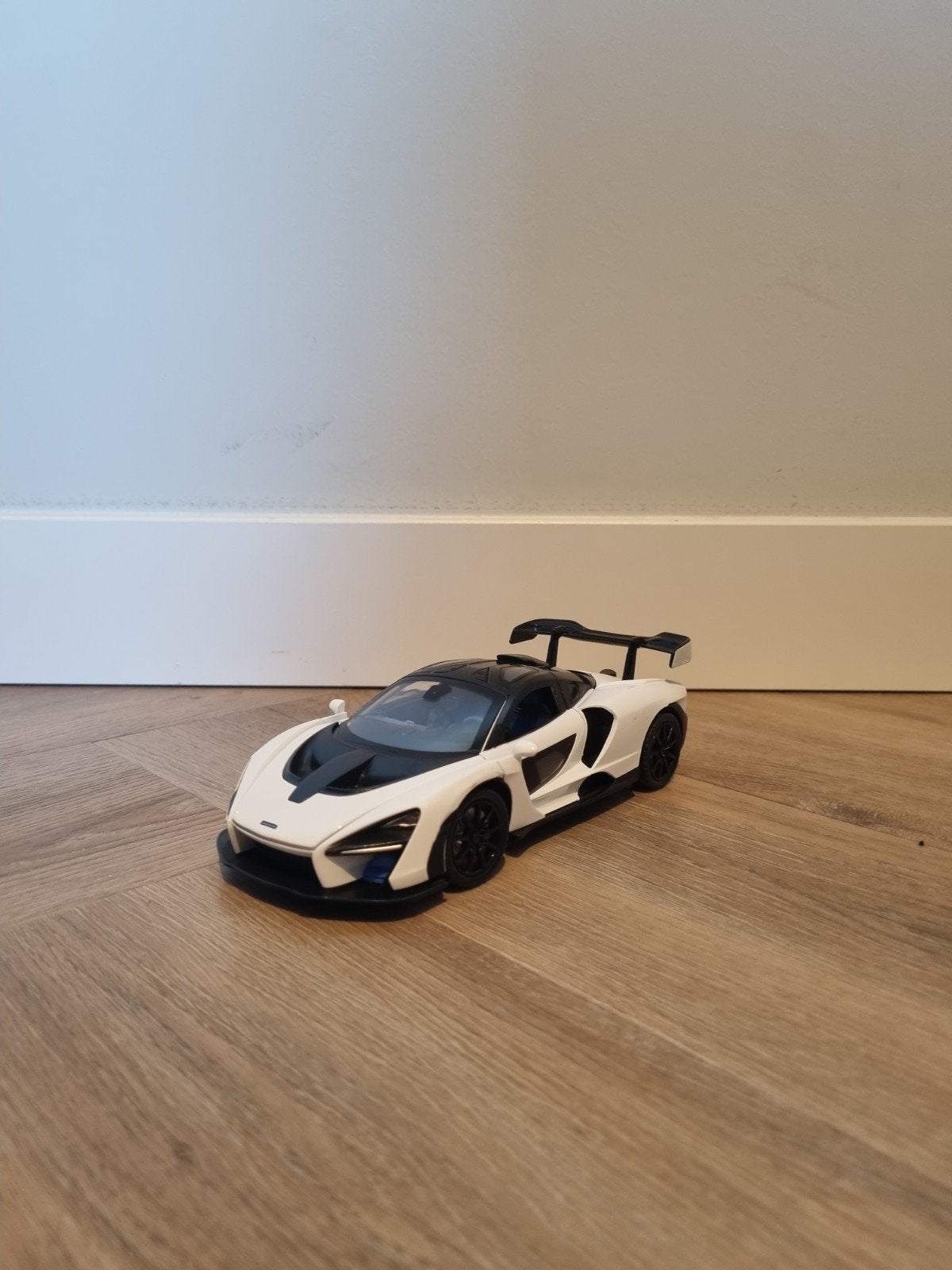 Mooie Mclaren senna met prachtige details, Hobby en Vrije tijd, Ophalen of Verzenden, Nieuw, Auto, Overige merken
