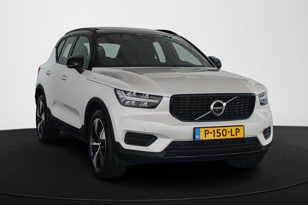 Volvo XC40 1.5 T5 Recharge R-Design Harman Kardon Panoramada, Auto's, Volvo, Euro 6, 1712 kg, Leder en Stof, Wit