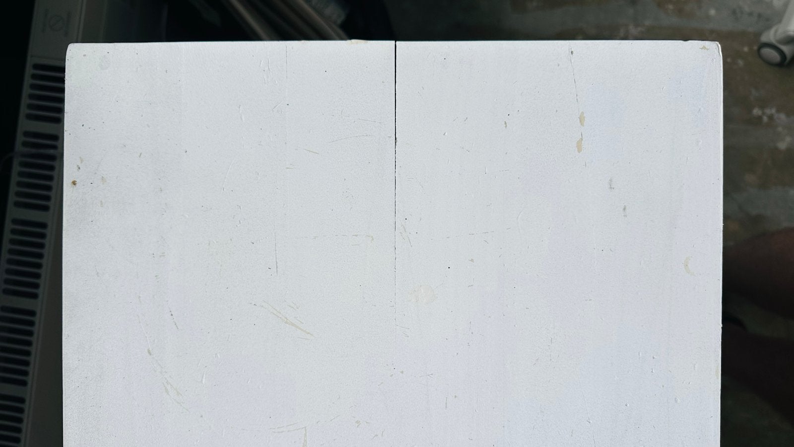Witte houten tafel met lade - Gebruikt, Huis en Inrichting, Tafels | Bijzettafels, Ophalen, Gebruikt, Rechthoekig