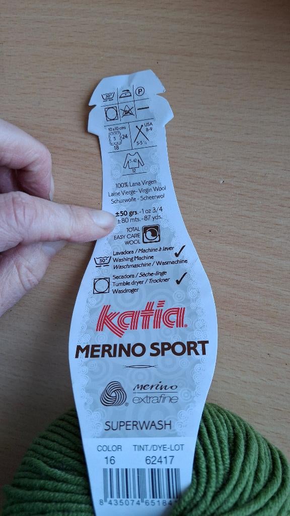 Katia merino sport 100% merinowol, Ophalen of Verzenden, Nieuw, Breien of Haken, Wol of Garen