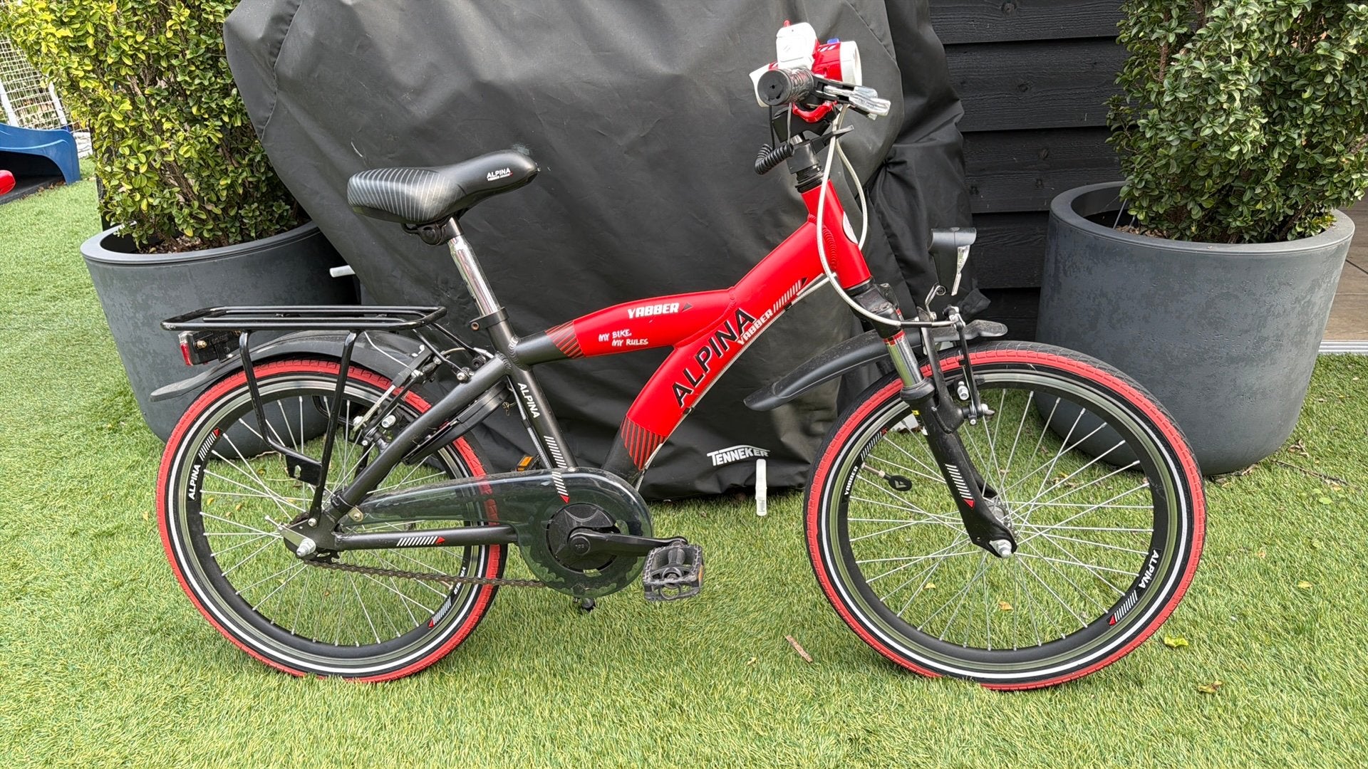 Alpina Yabber kinderfiets - 20 inch - Rood/Zwart, Ophalen of Verzenden, Zo goed als nieuw, Terugtraprem, 16 tot 20 inch