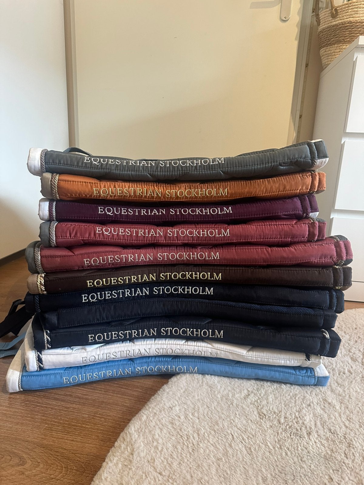 Equestrian Stockholm dekjes/oornetjes/setjes, Ophalen of Verzenden, Zo goed als nieuw