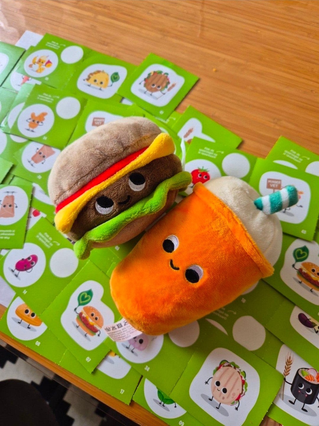Plus Knuffels - Diverse Voedselknuffels nieuw hamburger enz, Ophalen of Verzenden, Nieuw, Jongen of Meisje