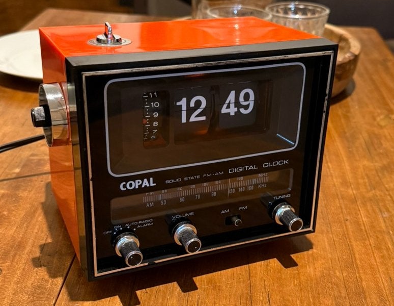 Copal RD-300 FM / AM Digital Clock Radio Flipklok Flipclock, Ophalen of Verzenden, Gebruikt, Digitaal