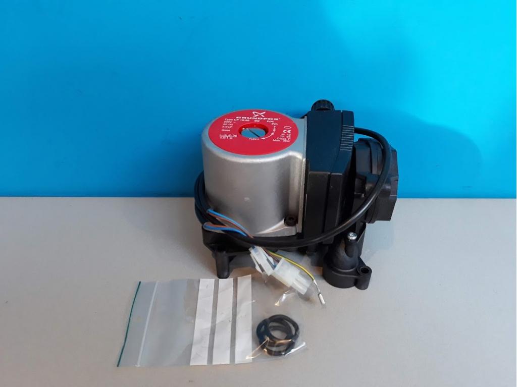 Cv pomp Nefit Economy HRC 23VT Grundfos UP15-50-BD, Doe-het-zelf en Verbouw, Verwarming en Radiatoren, Niet ingevuld, Cv-ketel of Combi-ketel
