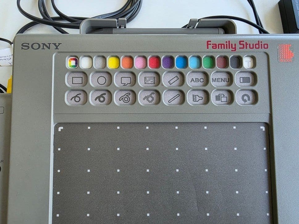 Sony XV-T33F: Vintage Video Sketch Titler, Ophalen of Verzenden, Zo goed als nieuw